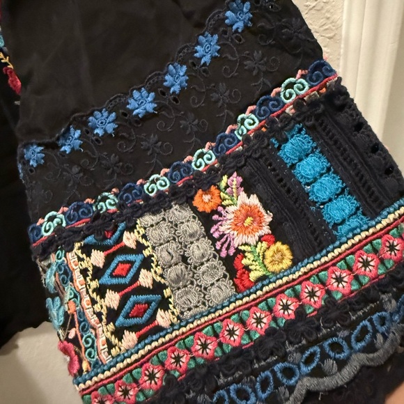Johnny Was Black Tunic with Colorful Embroidery Size XXL - Picture 5 of 9